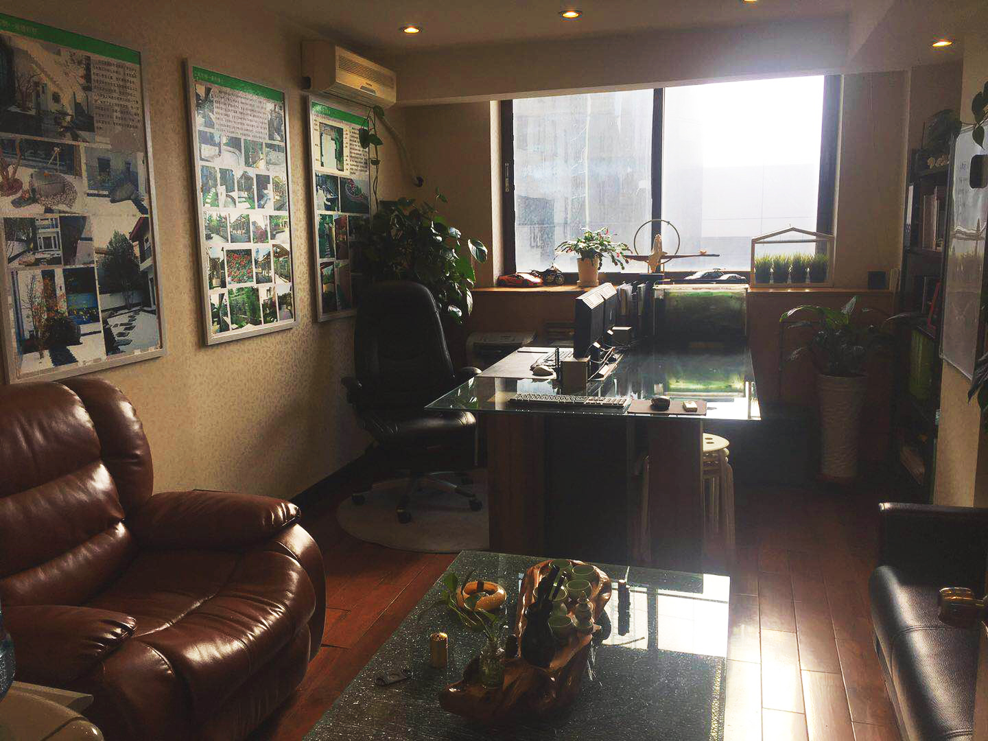 �������k���^